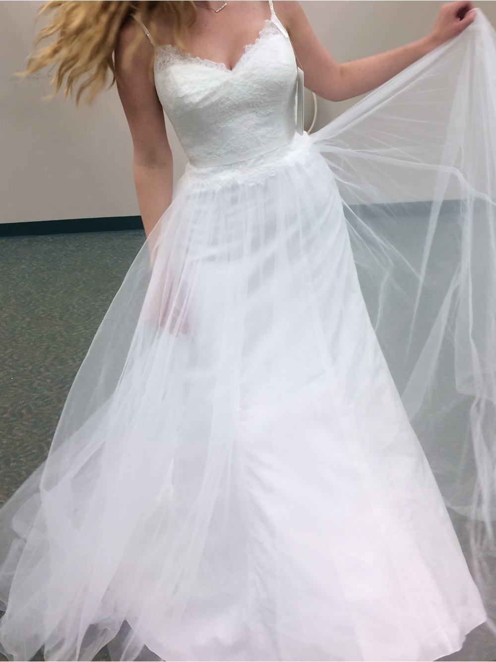David's Bridal White Lace Wedding Dress Bodice